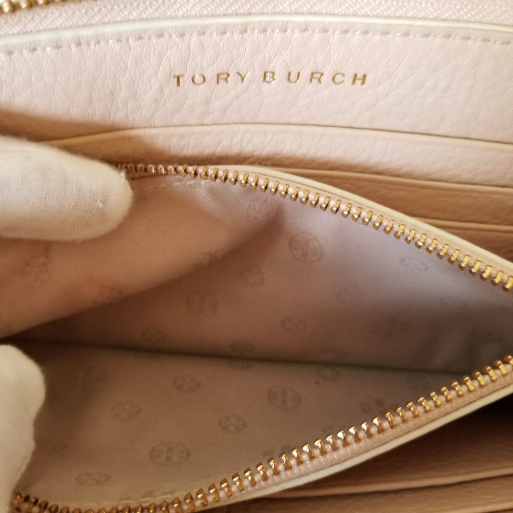 Tory Burch Zip Around Wallet - Picture 11 of 11